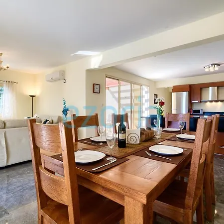 Villa Felicia In Sea Caves Paphos