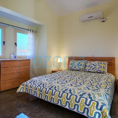 Villa Felicia In Sea Caves Pafos